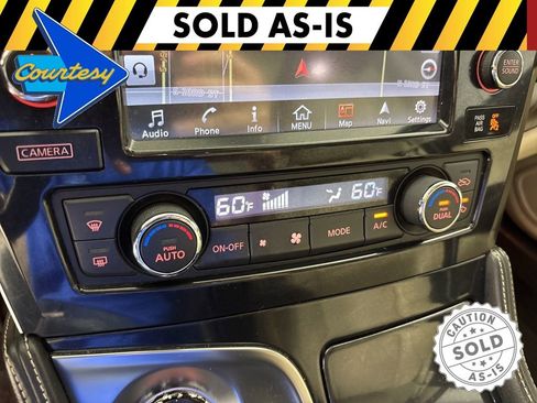 Used 2017 Nissan Maxima Platinum FWD image 39