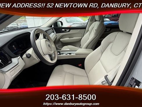 Used 2025 Volvo XC60 B5 Plus w/ Protection Package Premier AWD/4WD image 16