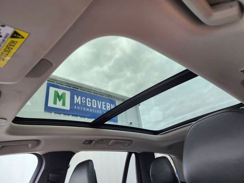 Used 2021 Volvo XC90 T5 Momentum image 19