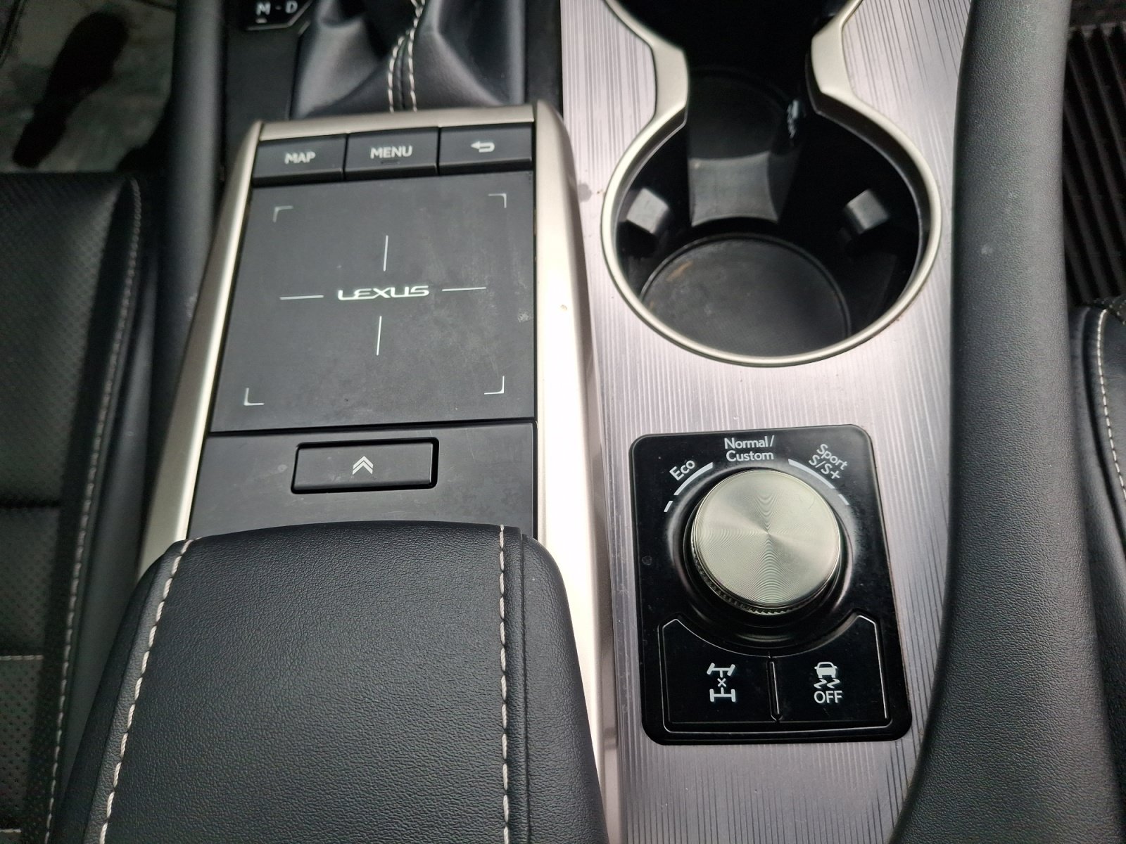 Used 2020 Lexus RX 350 F Sport w/ Accessory Package AWD/4WD image 37