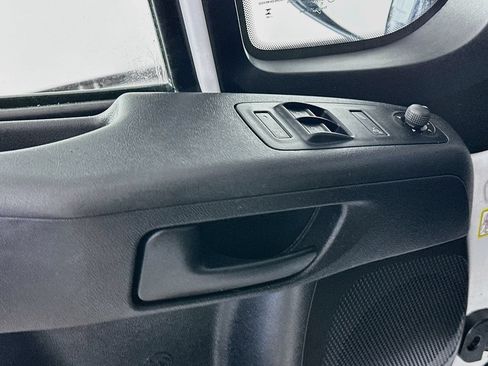 Used 2024 RAM ProMaster 2500 w/ Convenience Group FWD image 22