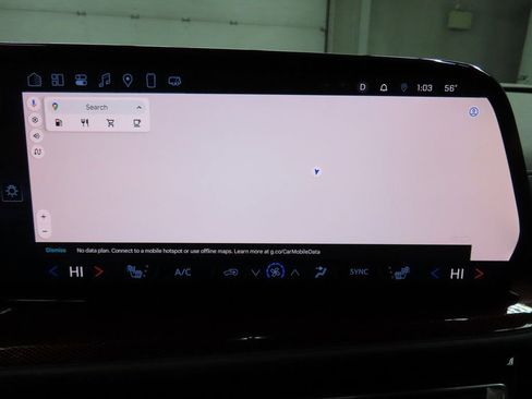 Used 2025 Chevrolet Traverse Z71 image 14