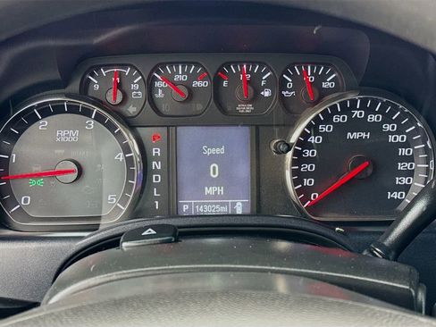 Used 2017 Chevrolet Silverado 3500 W/T AWD/4WD image 12