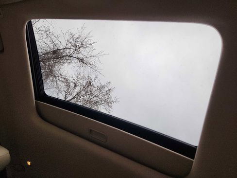 Used 2019 Jeep Grand Cherokee Limited image 14