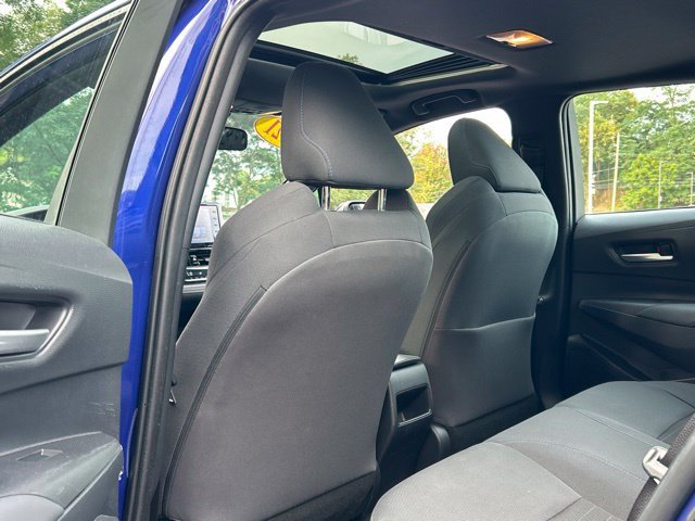 Used 2021 Toyota Corolla SE w/ SE Premium Package FWD image 29