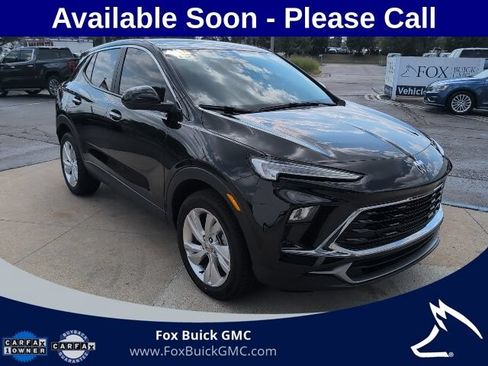 Used 2025 Buick Encore GX Preferred w/ Comfort Package FWD image 3