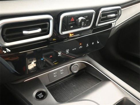 New 2026 Nissan Sentra SV w/ SV Convenience Package image 25