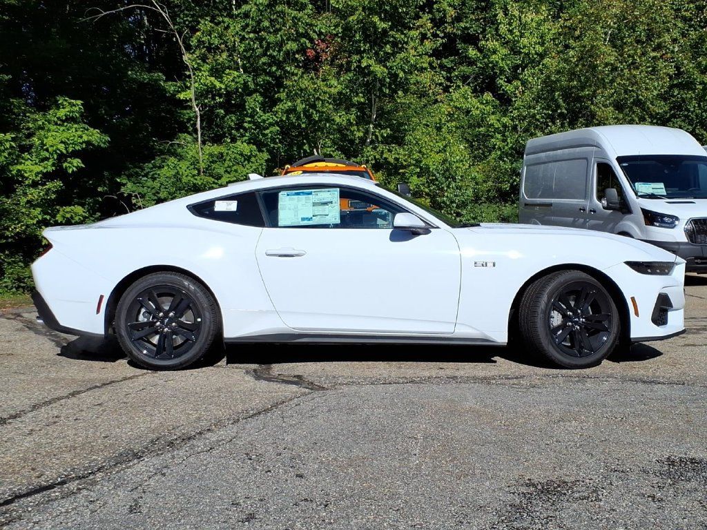 New 2026 Ford Mustang GT RWD image 4