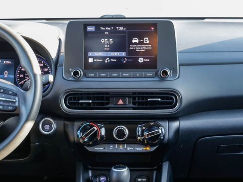 Used 2022 Hyundai Kona SEL FWD image 16