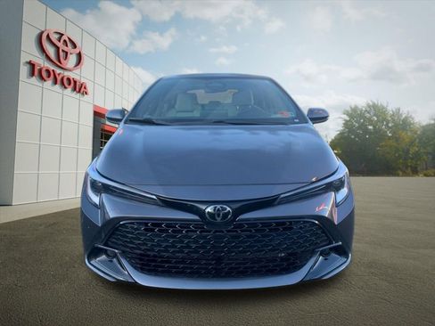 Used 2025 Toyota Corolla SE image 8