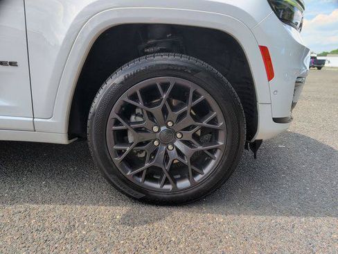 Certified 2023 Jeep Grand Cherokee L Summit AWD/4WD image 26