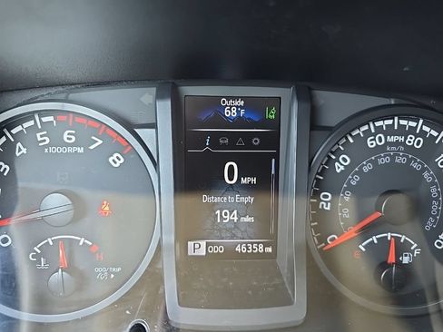 Used 2022 Toyota Tacoma SR RWD image 15
