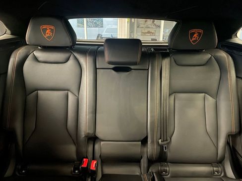 Used 2019 Lamborghini Urus image 26