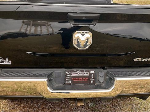 Used 2022 RAM 3500 Tradesman w/ Chrome Appearance Group image 8