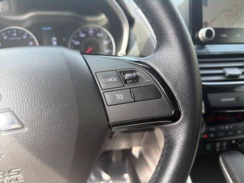 Used 2022 Mitsubishi Eclipse Cross SEL AWD/4WD image 27