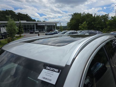 Used 2026 BMW X5 xDrive50e AWD/4WD image 12