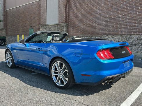 Used 2019 Ford Mustang GT Premium RWD image 3
