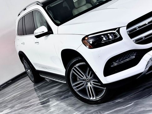 Used 2020 Mercedes-Benz GLS 450 4MATIC image 4