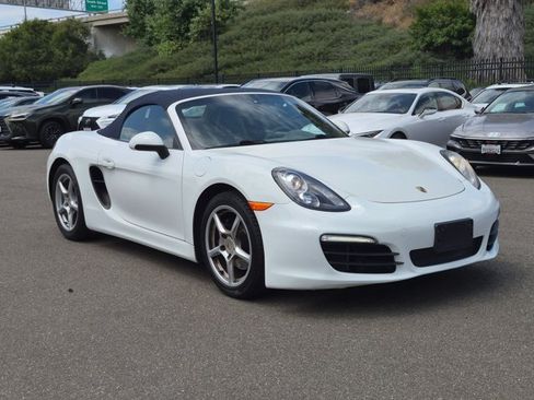 Used 2015 Porsche Boxster RWD image 3