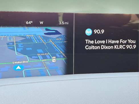 New 2025 Lincoln Navigator Reserve image 23