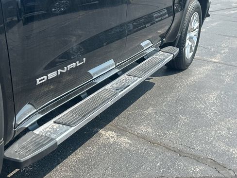 Certified 2023 GMC Sierra 1500 Denali AWD/4WD image 15