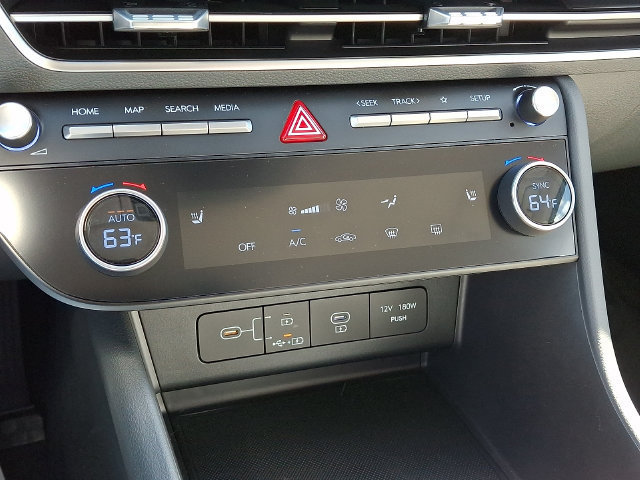 Certified 2025 Hyundai Sonata SEL AWD/4WD image 11
