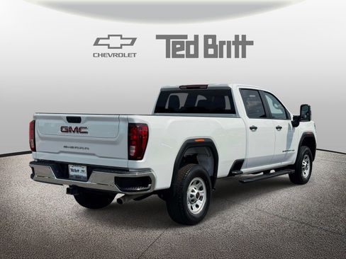 Certified 2024 GMC Sierra 3500 Pro RWD image 4