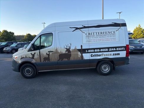 Used 2024 Mercedes-Benz Sprinter 2500 image 17