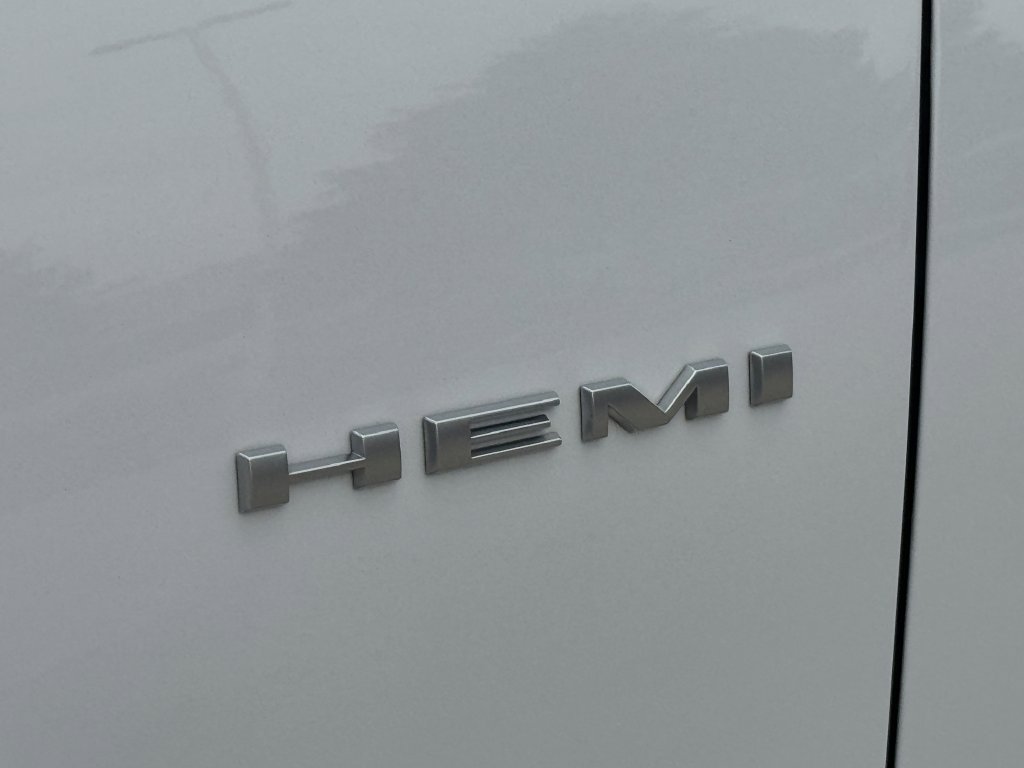 Used 2023 Dodge Durango R/T RWD image 10