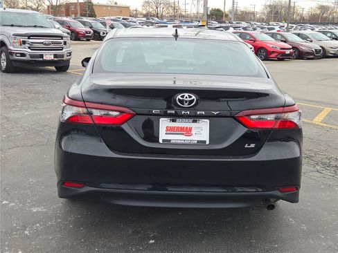 Used 2024 Toyota Camry LE image 15
