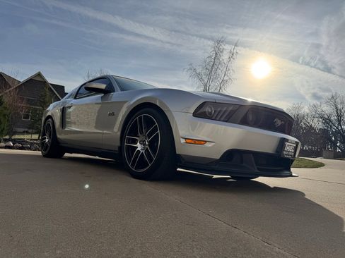 Used 2011 Ford Mustang GT Premium w/ Security Pkg image 35