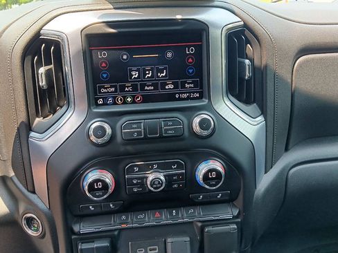 Used 2020 GMC Sierra 1500 Elevation w/ Elevation Value Package AWD/4WD image 10