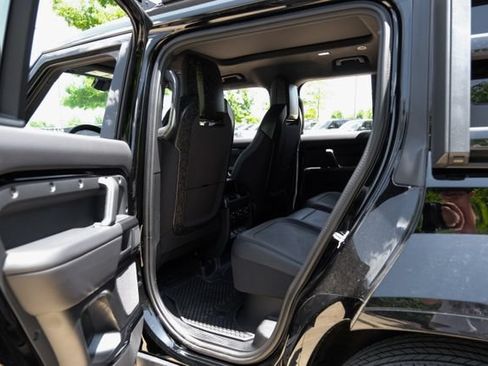 New 2026 Land Rover Defender 110 OCTA AWD/4WD image 51