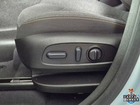 Certified 2022 Chevrolet Equinox LT FWD image 18
