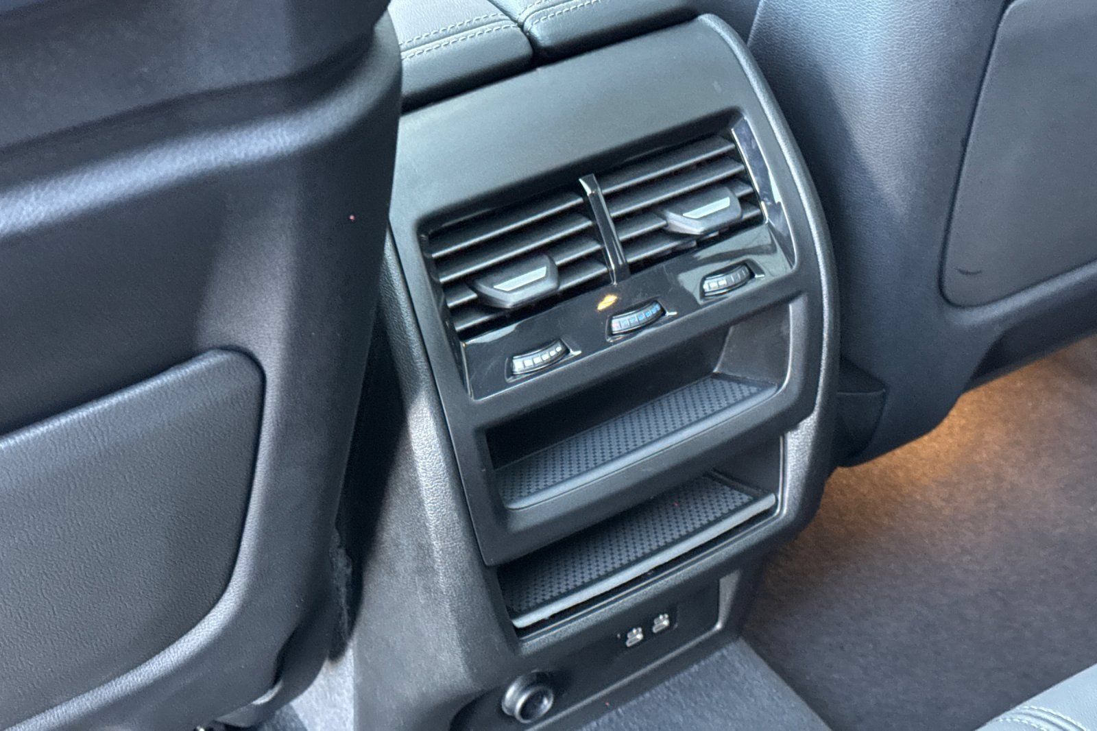 Used 2024 BMW X5 M60i w/ Executive Package AWD/4WD image 13