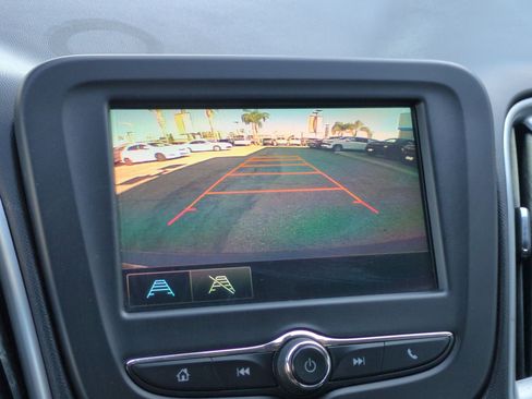 Used 2017 Chevrolet Malibu LS image 19