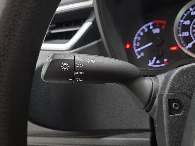 Used 2020 Toyota Corolla LE FWD image 24