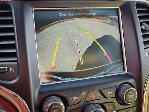 Used 2017 Jeep Grand Cherokee Limited image 25