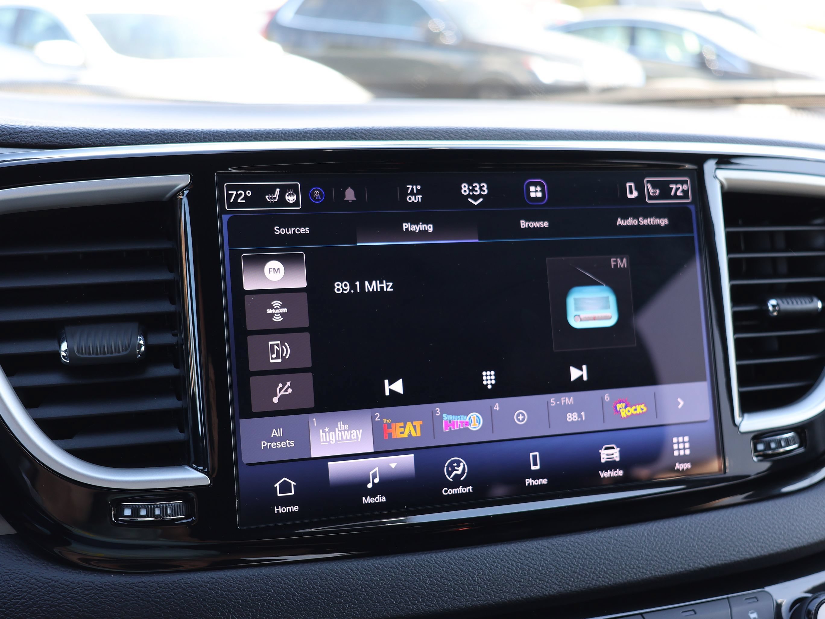 Used 2027 Chrysler Pacifica Select FWD image 39