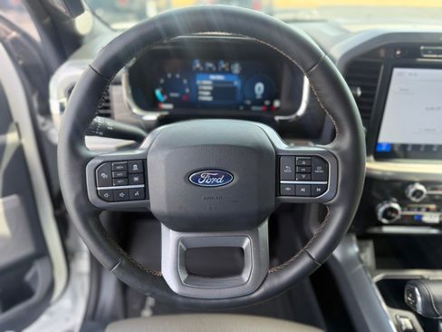 Used 2025 Ford F150 Lariat w/ Equipment Group 501A Mid AWD/4WD image 9