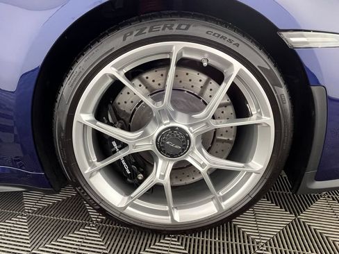 Used 2023 Porsche 911 GT3 RWD image 18