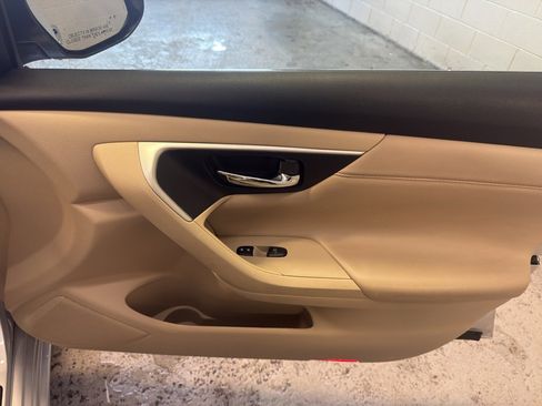 Used 2017 Nissan Altima 2.5 SL image 19