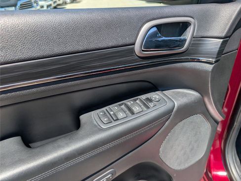 Used 2019 Jeep Grand Cherokee Limited X AWD/4WD image 21