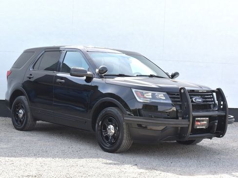 Used 2016 Ford Explorer 4WD Police Interceptor w/ Ready For The Road Package image 1