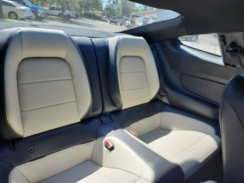 Used 2018 Ford Mustang Premium image 20