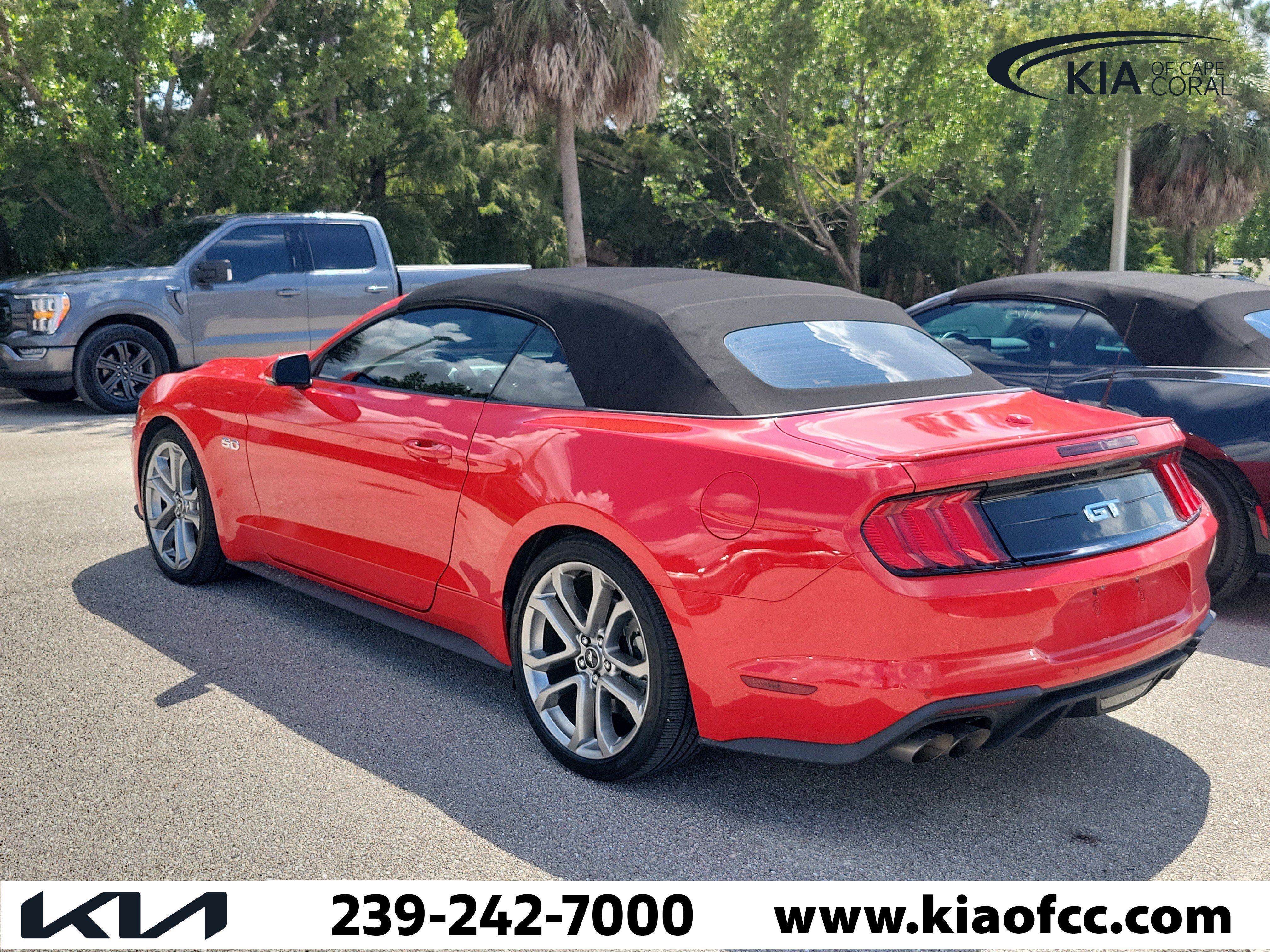 Used 2022 Ford Mustang GT Premium w/ Equipment Group 401A RWD image 5