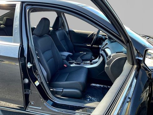 Used 2013 Honda Accord Sport image 26