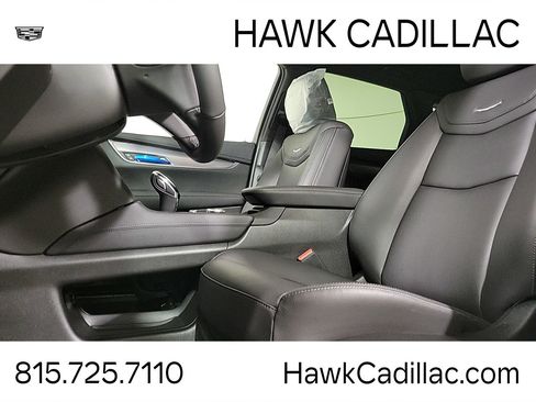 New 2026 Cadillac XT5 Luxury w/ LPO, Floor Liner Package image 12