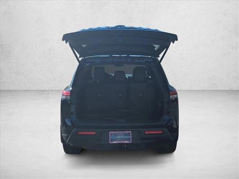 Used 2025 Nissan Pathfinder Rock Creek image 8