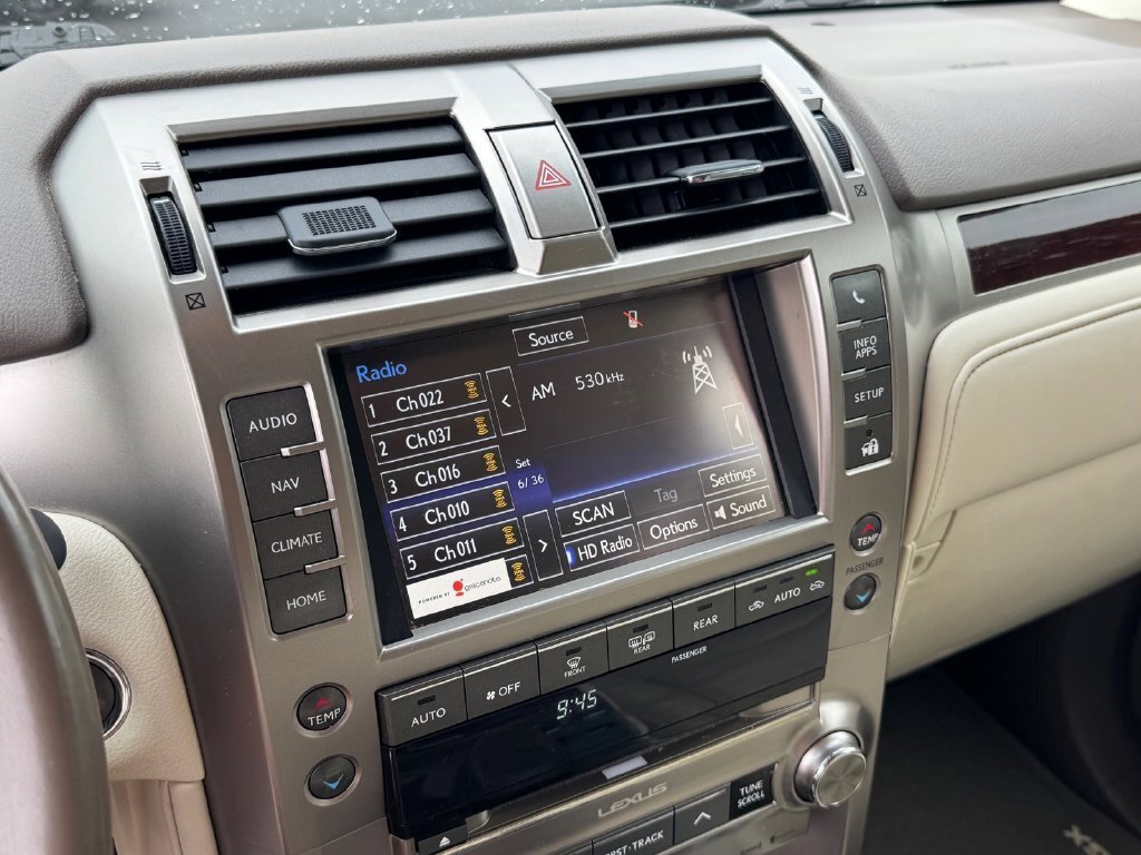 Used 2019 Lexus GX 460 Premium w/ Premium Package AWD/4WD image 26